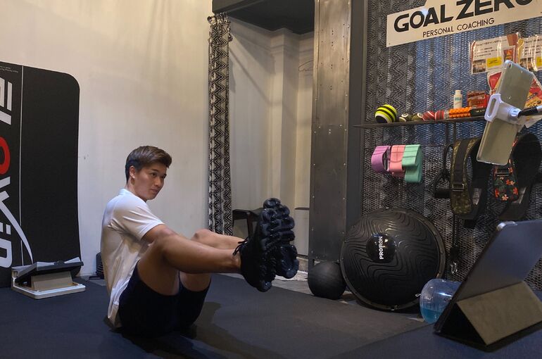 腹筋トレーニング